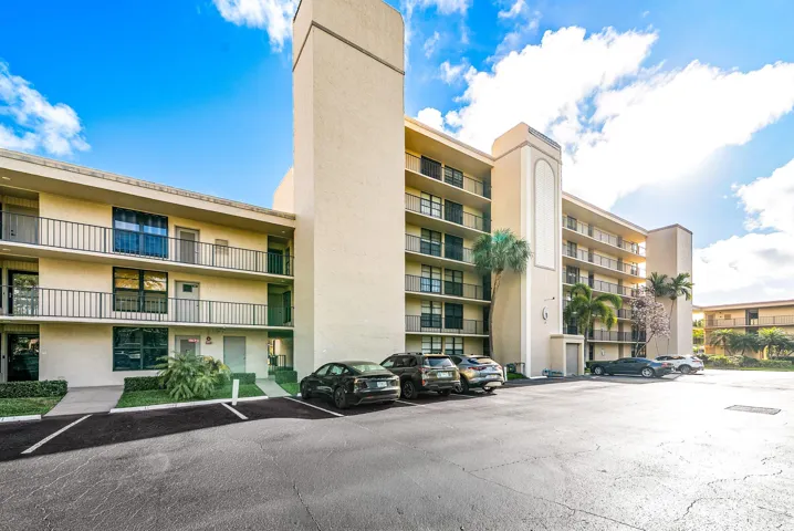 002-6RoyalPalmWay-BocaRaton-FL-33432-SMA