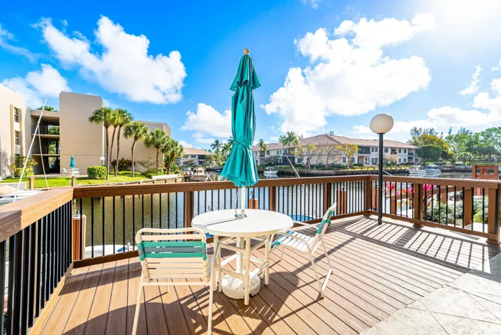 030-6RoyalPalmWay-BocaRaton-FL-33432-SMA
