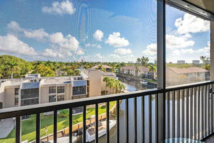 027-6RoyalPalmWay-BocaRaton-FL-33432-SMA