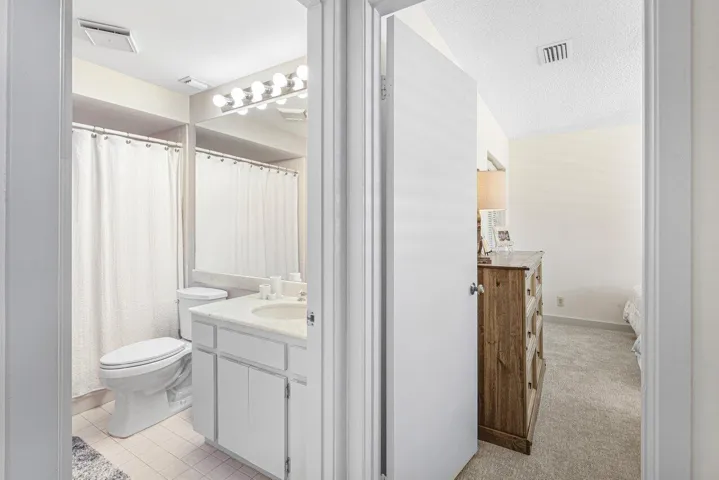 Guest bedroom and bathroom entrance