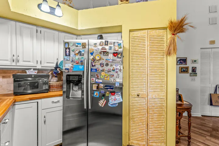 017-4153RussellStreet-Jupiter-FL-33469-F