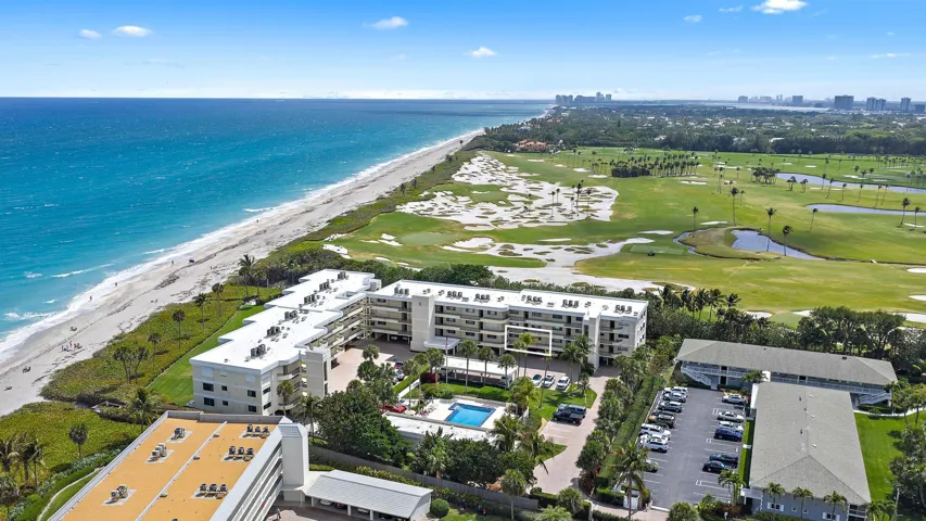 Community & Seminole Golf Course