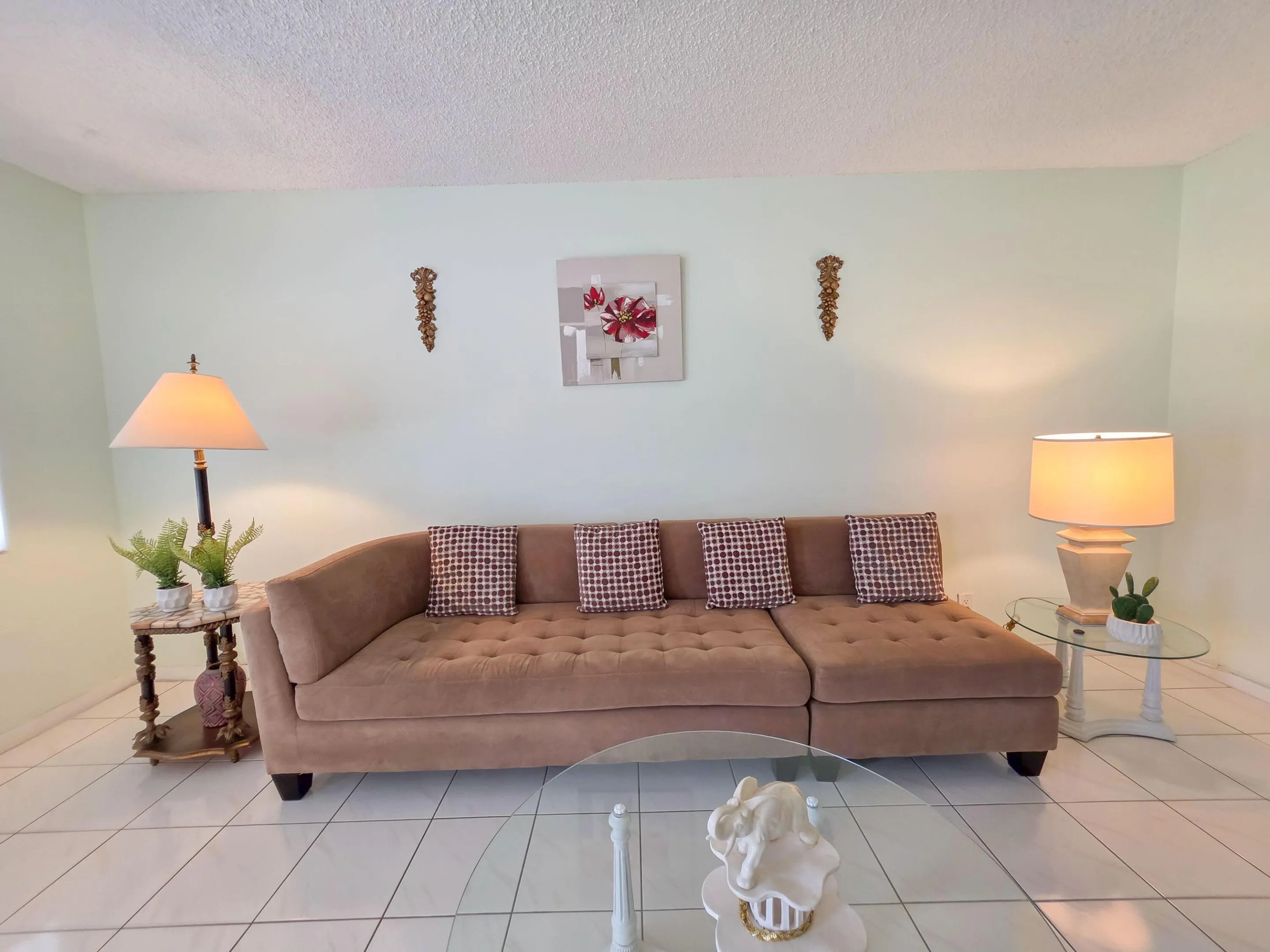 Living room 2