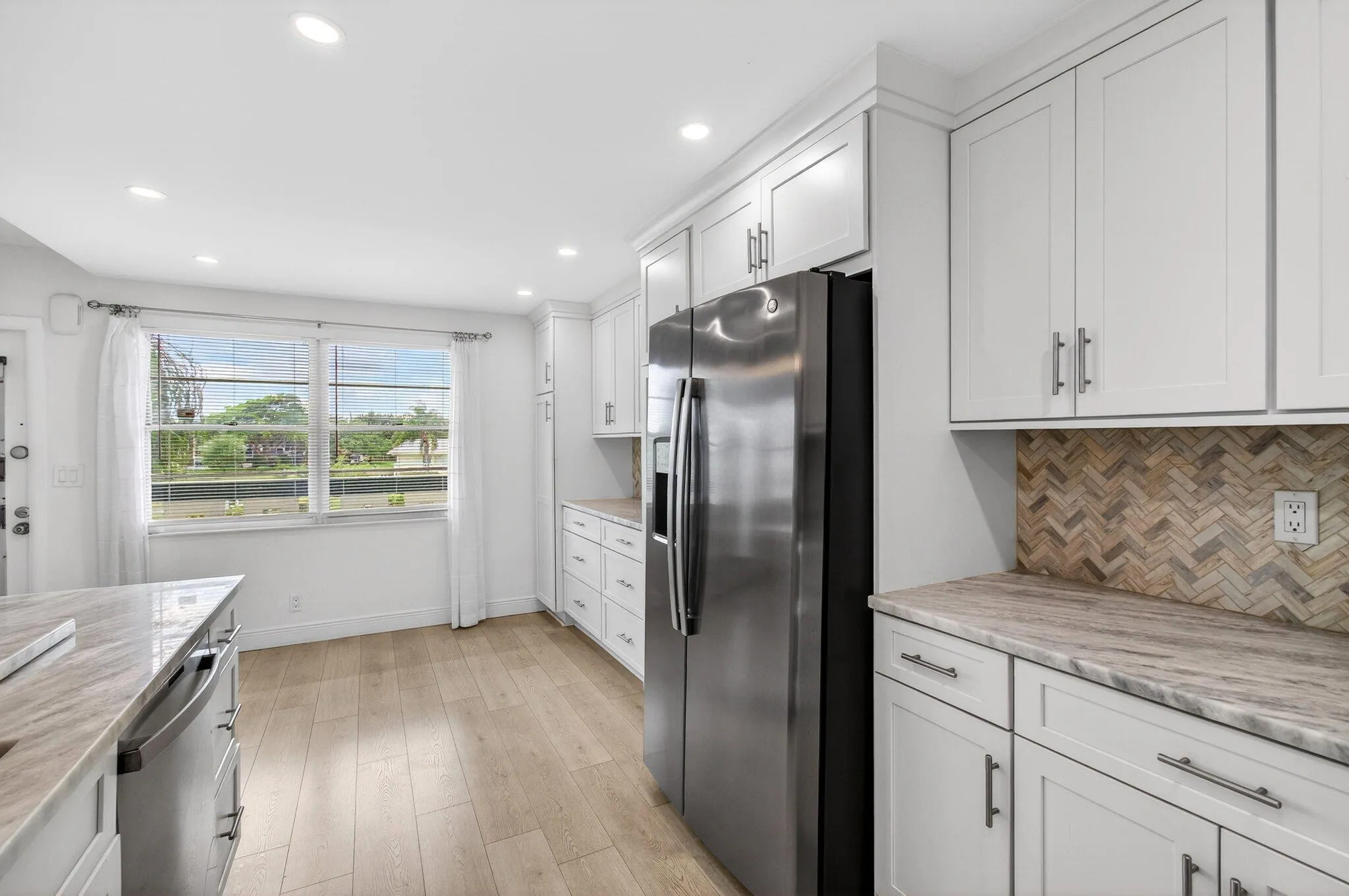Kitchen/Dining Area