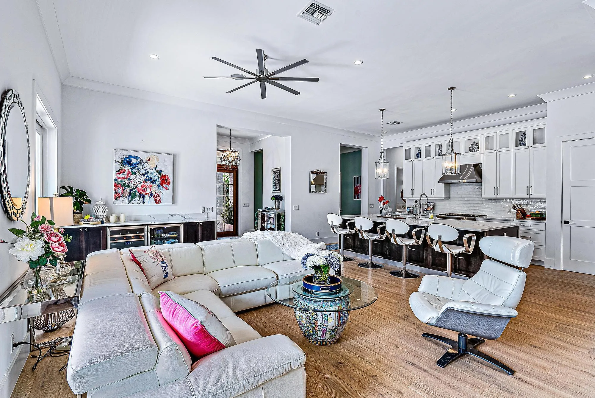 2500 ESTATES DRIVE