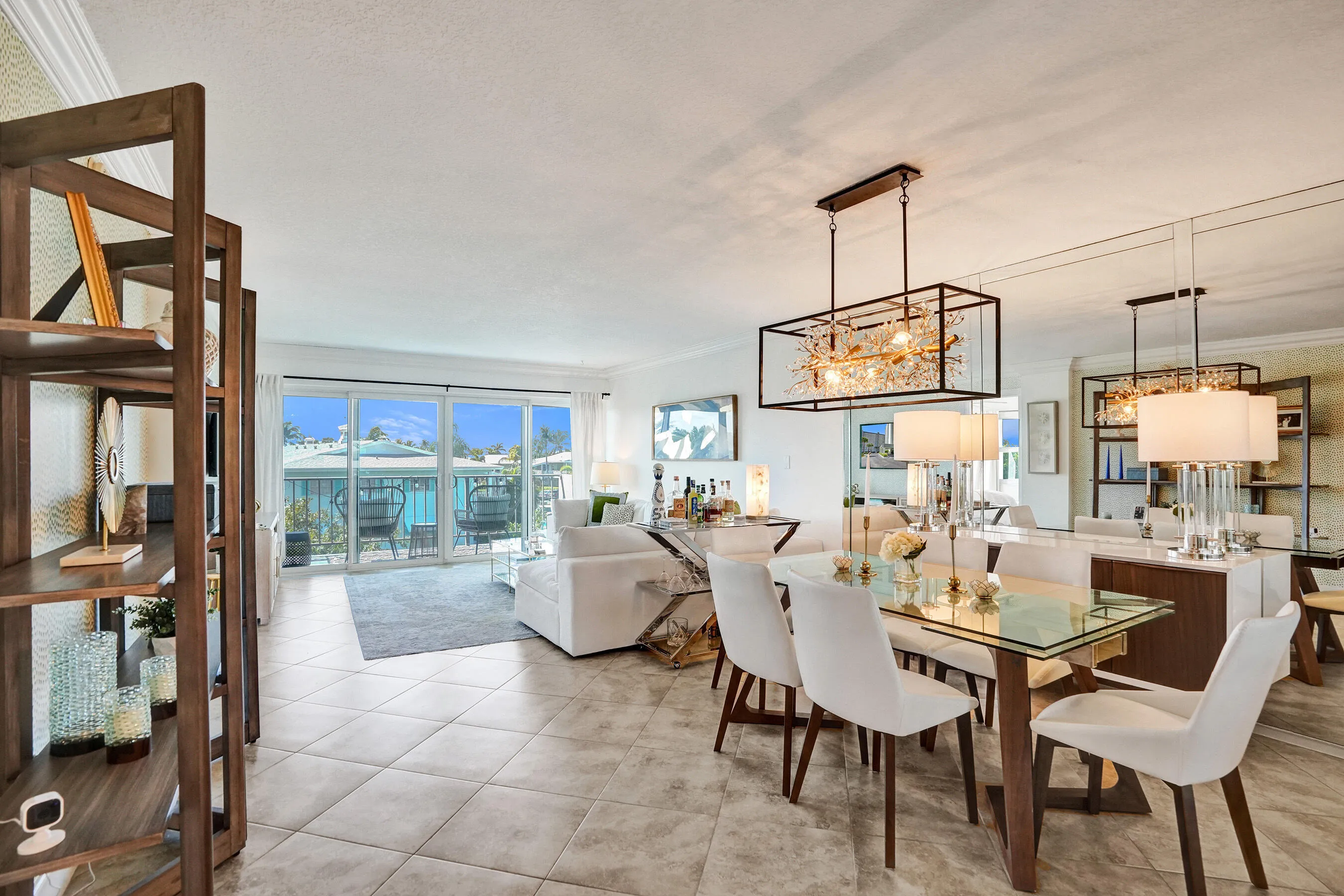 Large dining room and living room for entertaining.
