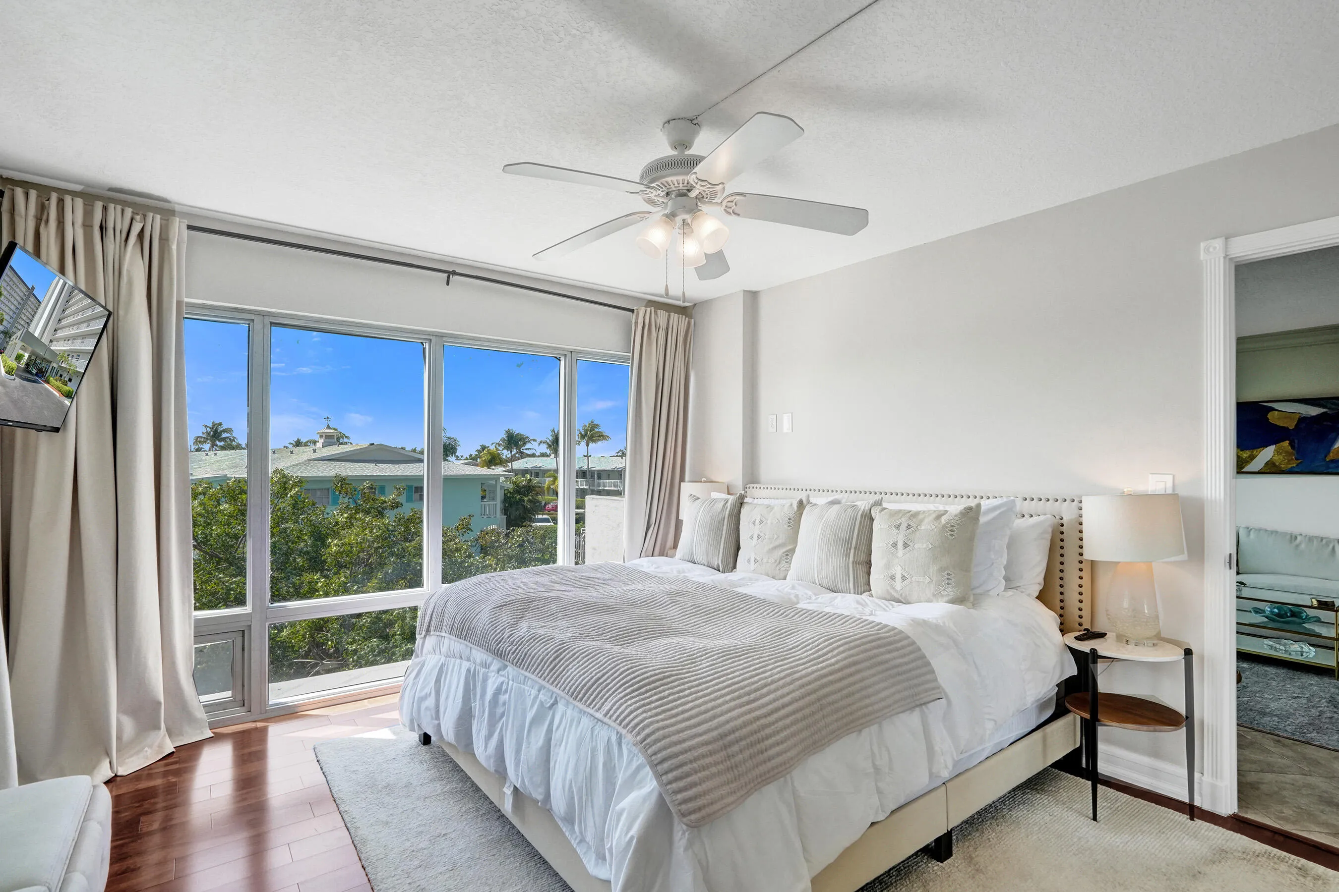 Nice sized master bedroom with amazing views.