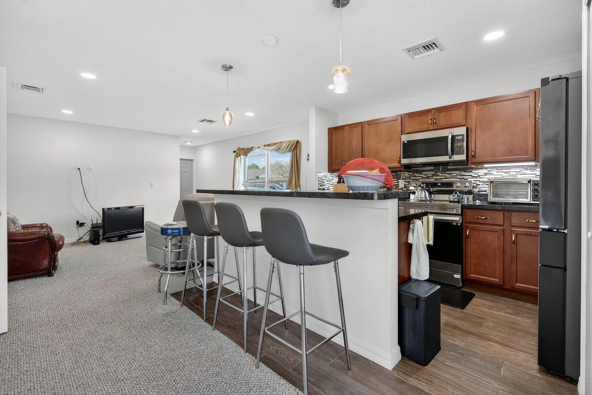 Property photo 28