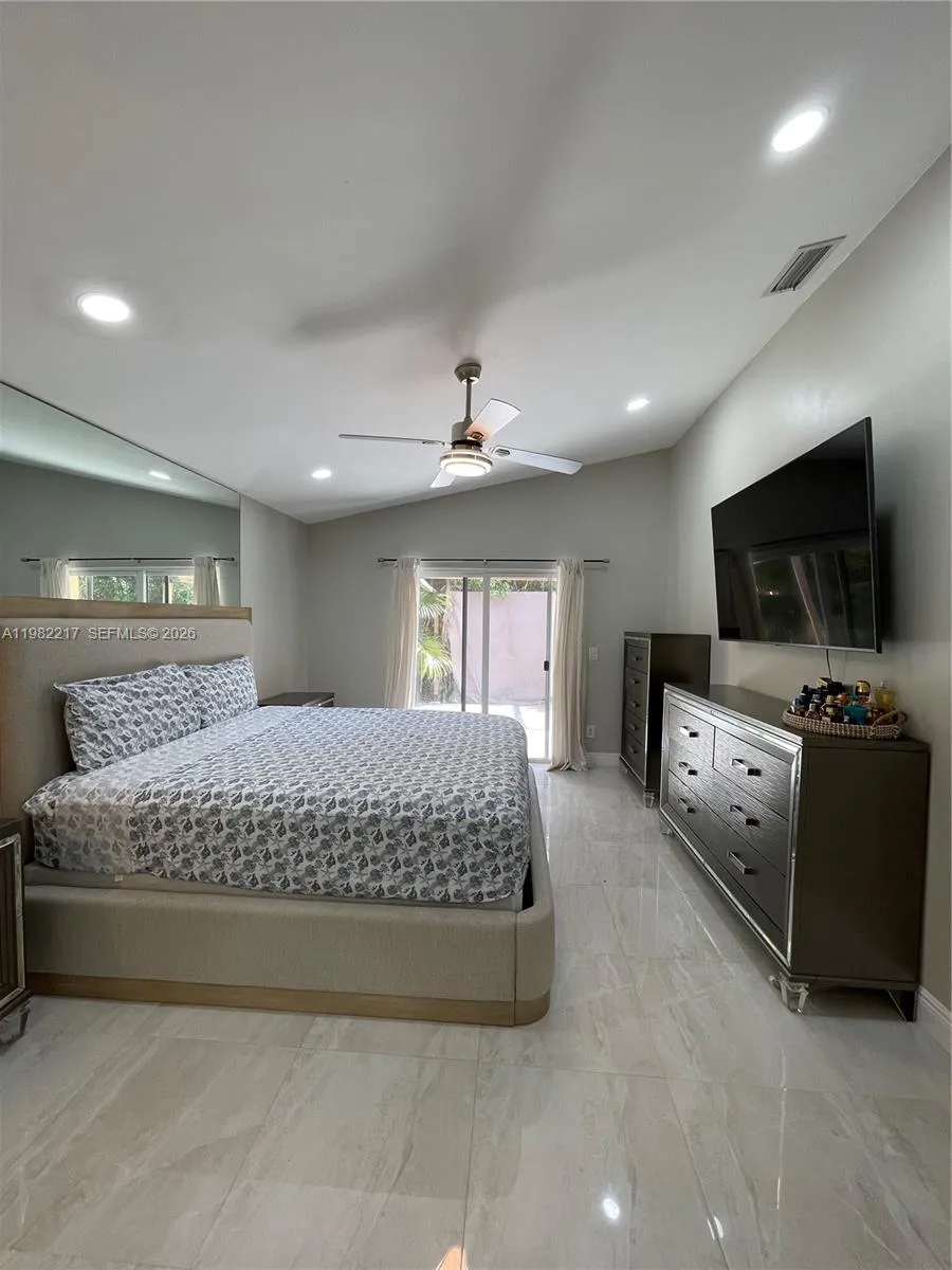 Master suite