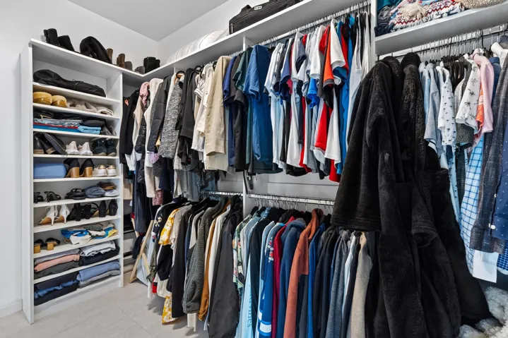 Master Closet 1