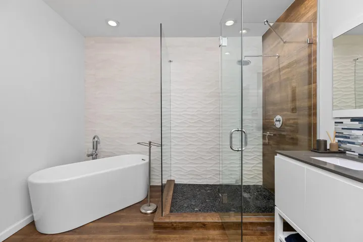 Master Bath 3
