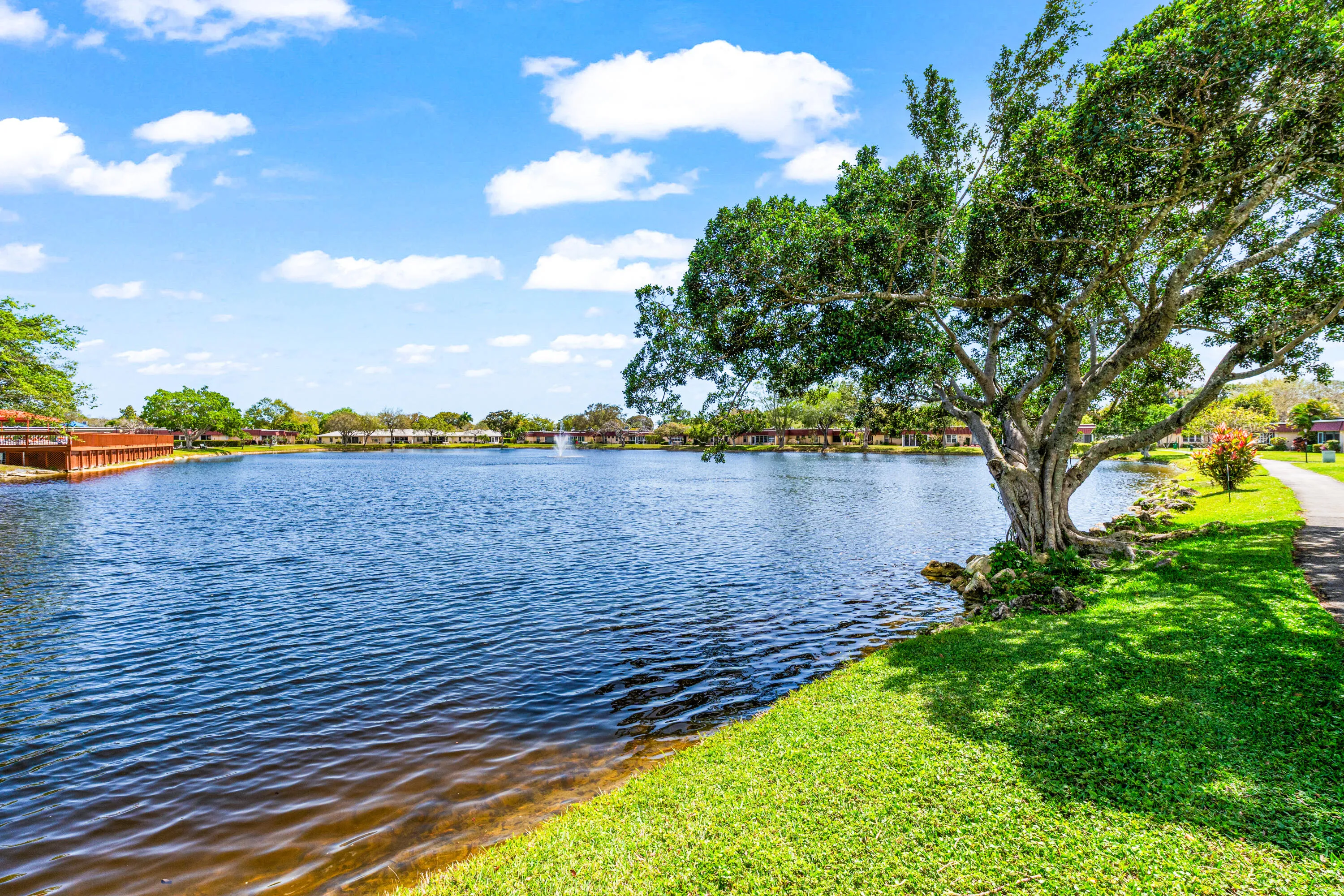 030-733NantucketCircle-Greenacres-FL-334