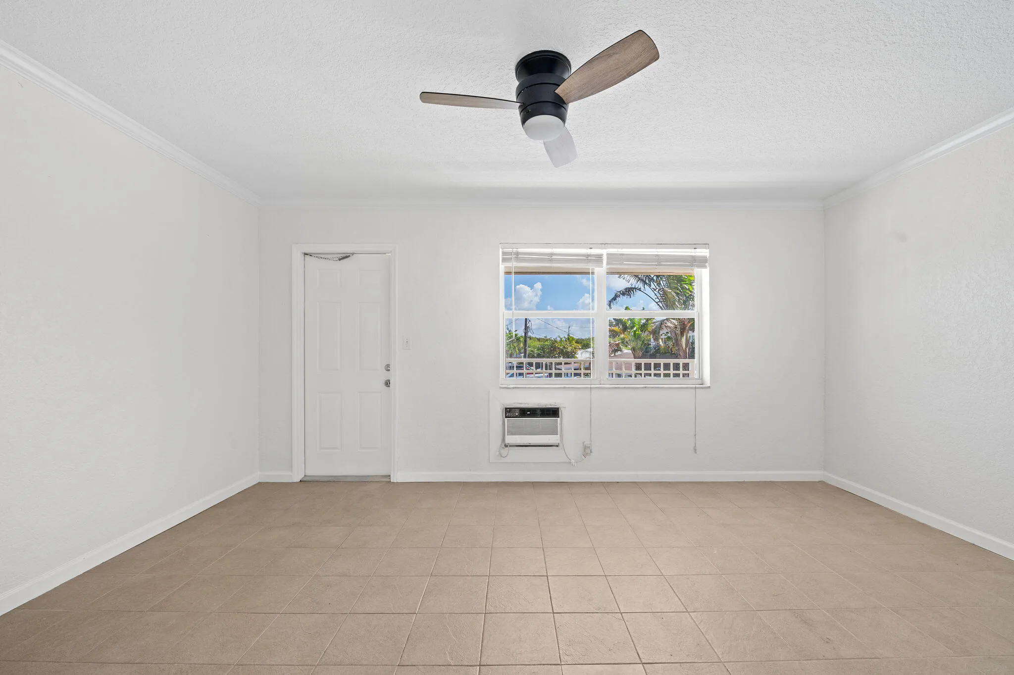 13-web-or-mls-1780-se-4th-st-11
