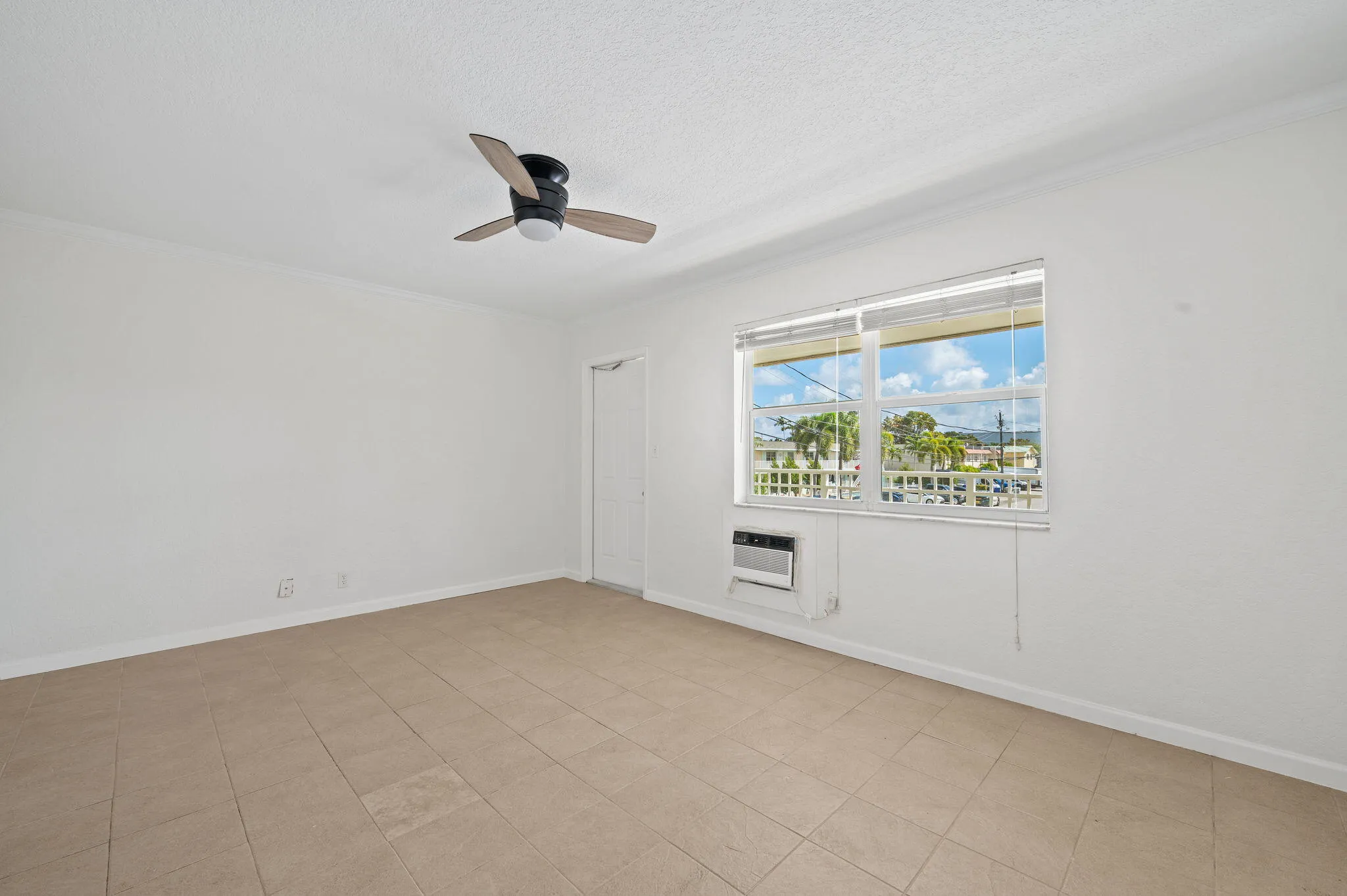 14-web-or-mls-1780-se-4th-st-11