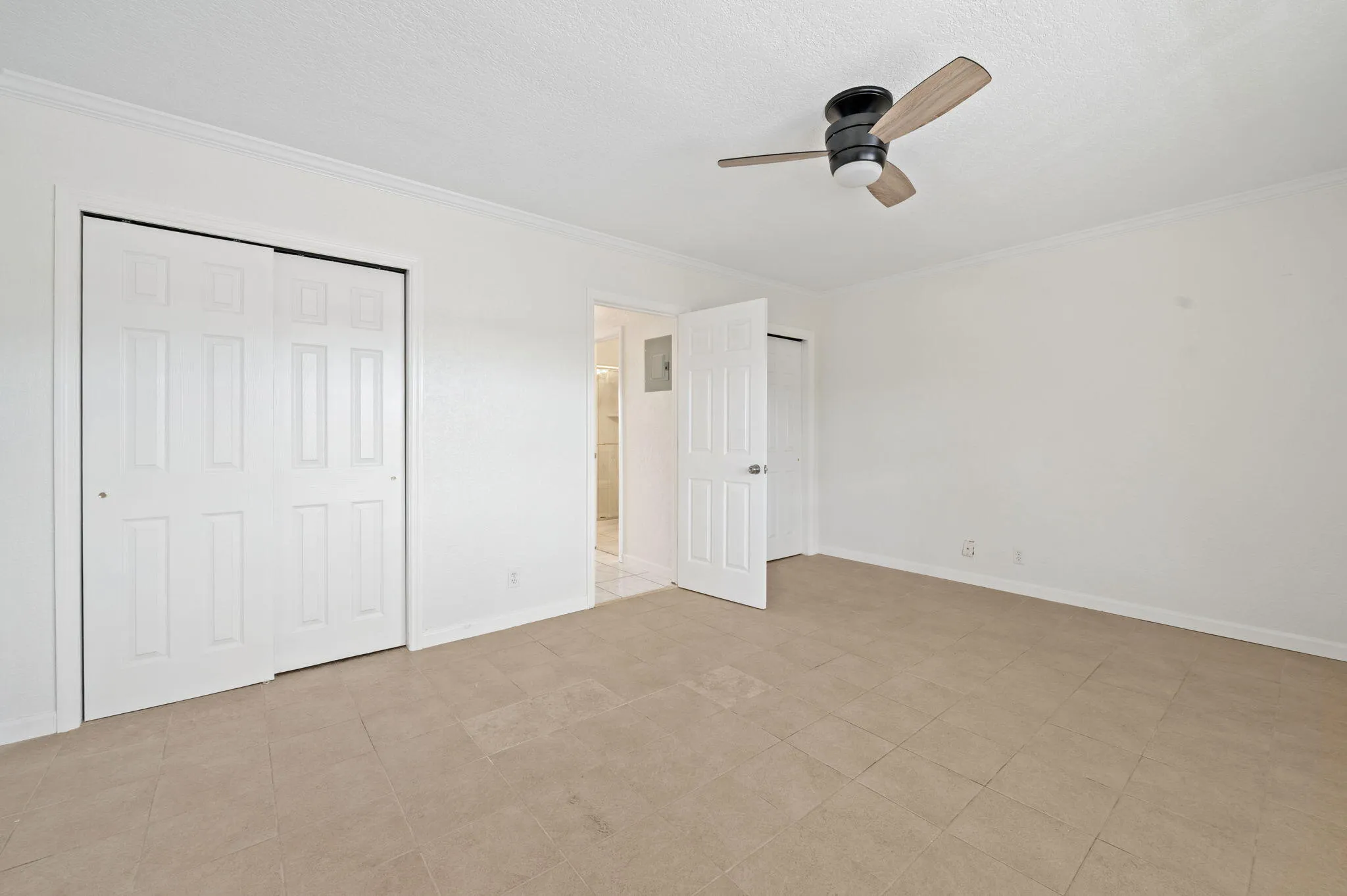 16-web-or-mls-1780-se-4th-st-11