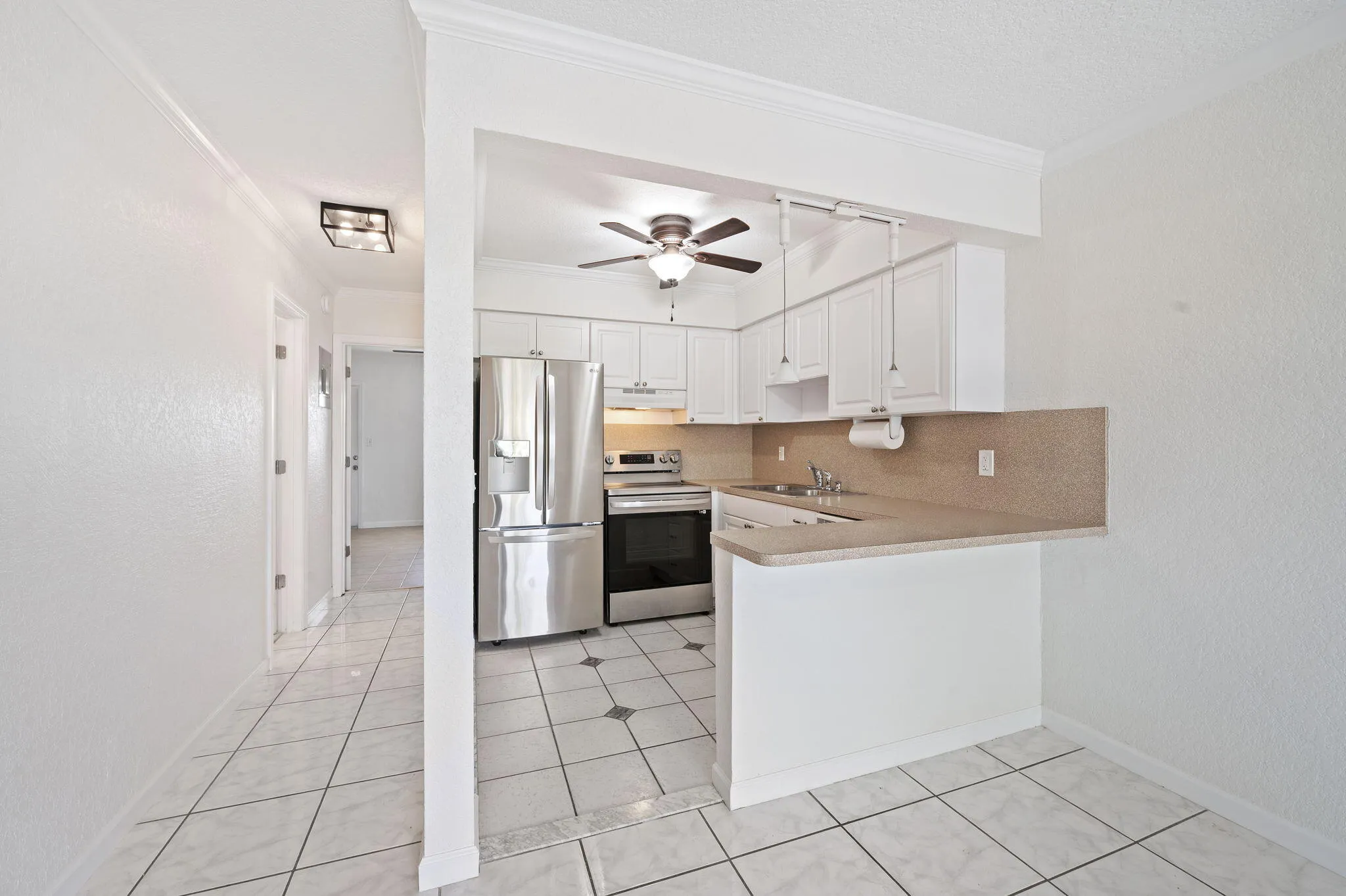 9-web-or-mls-1780-se-4th-st-11
