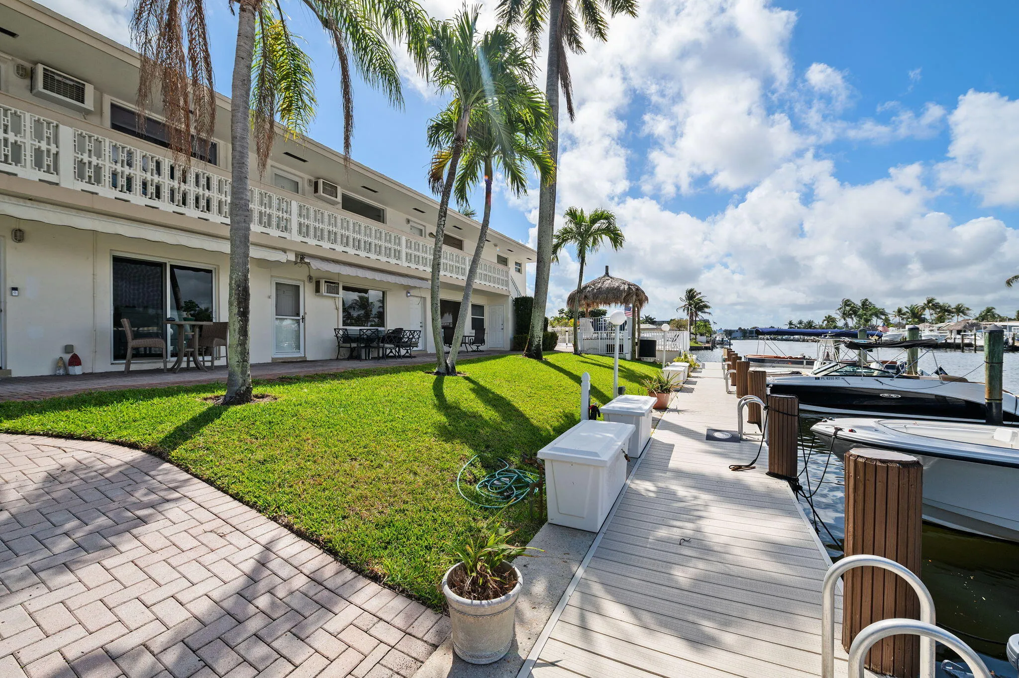21-web-or-mls-1780-se-4th-st-11
