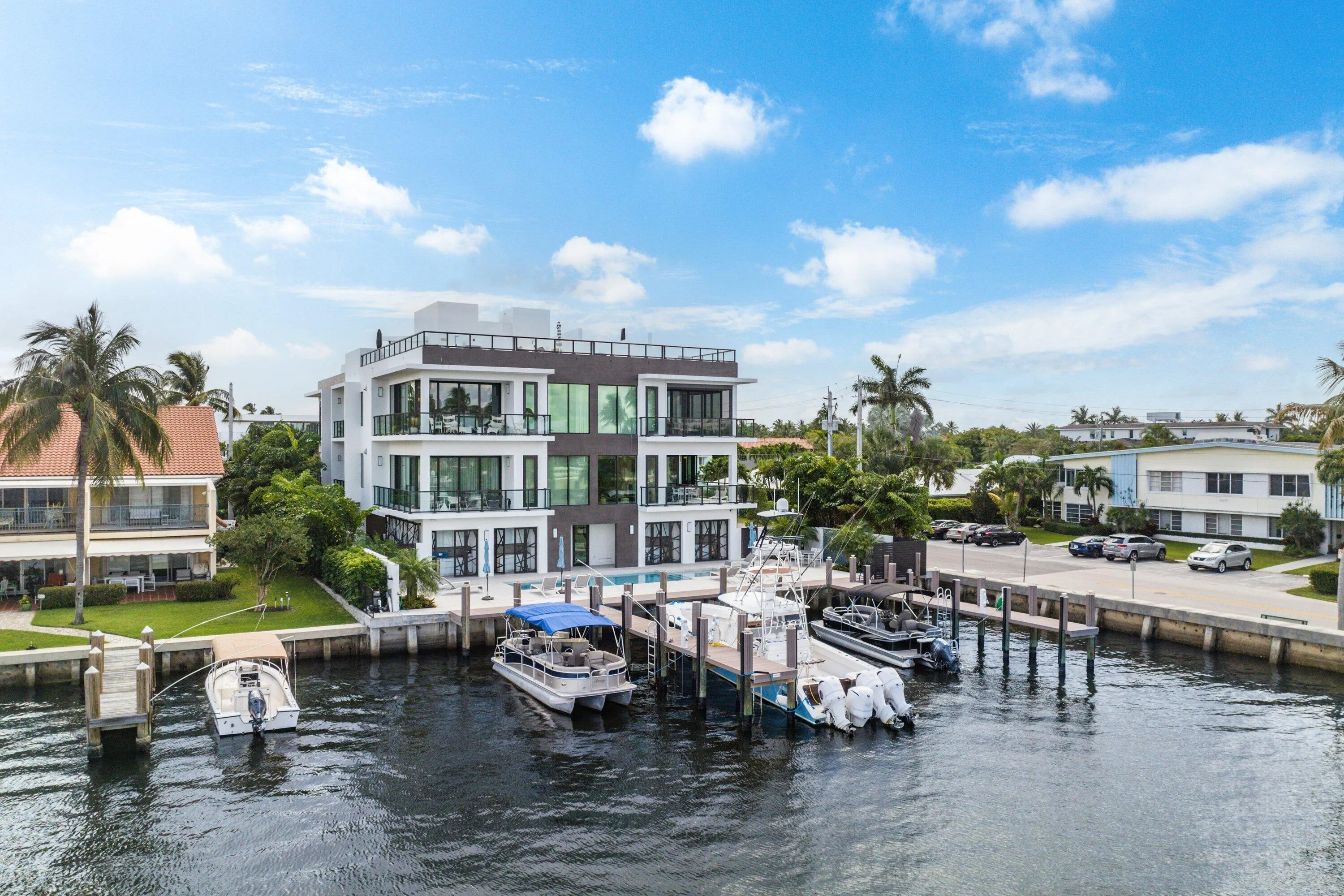 049-344VenetianDrive-101-DelrayBeach-FL-