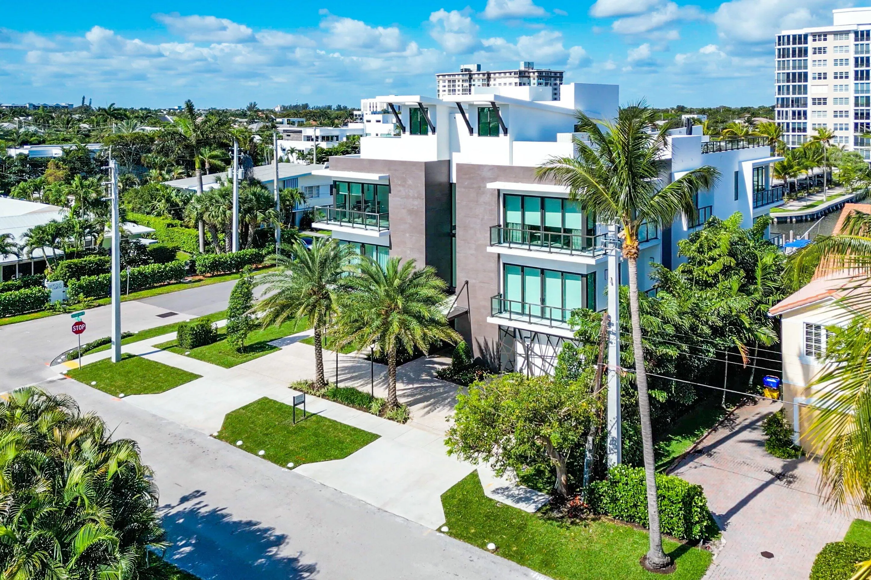 065-344VenetianDrive-101-DelrayBeach-FL-