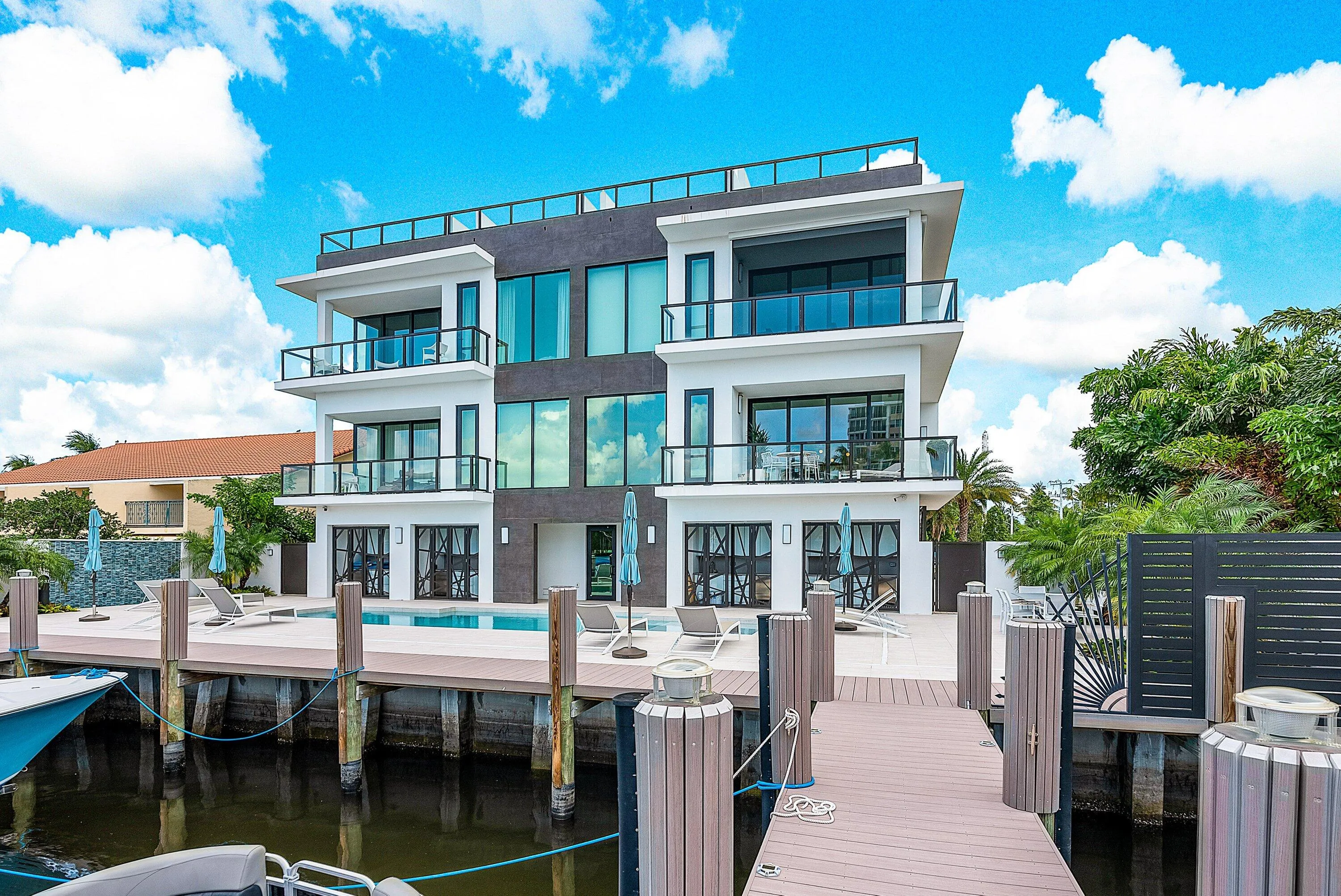 047-344VenetianDrive-101-DelrayBeach-FL-