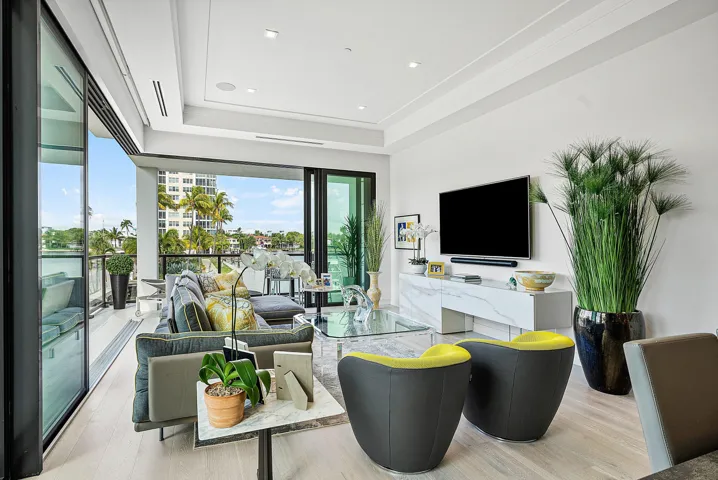 017-344VenetianDrive-101-DelrayBeach-FL-