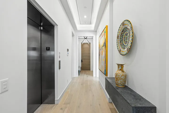 007-344VenetianDrive-101-DelrayBeach-FL-