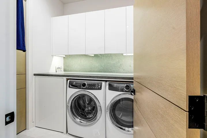 036-344VenetianDrive-101-DelrayBeach-FL-