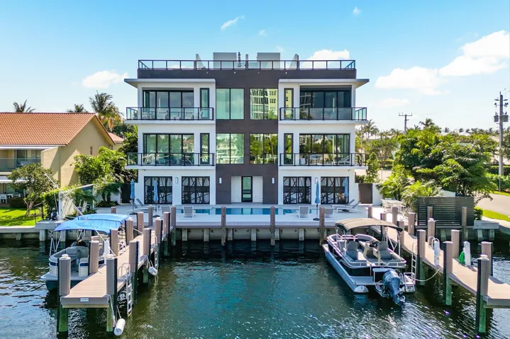 069-344VenetianDrive-101-DelrayBeach-FL-