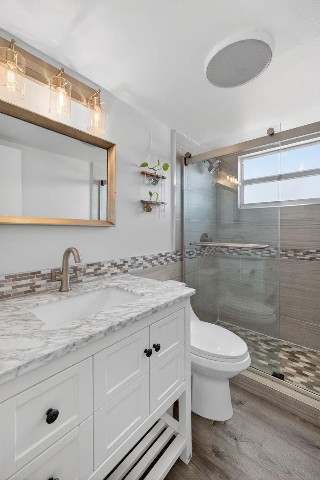 25-web-or-mls-699A1467