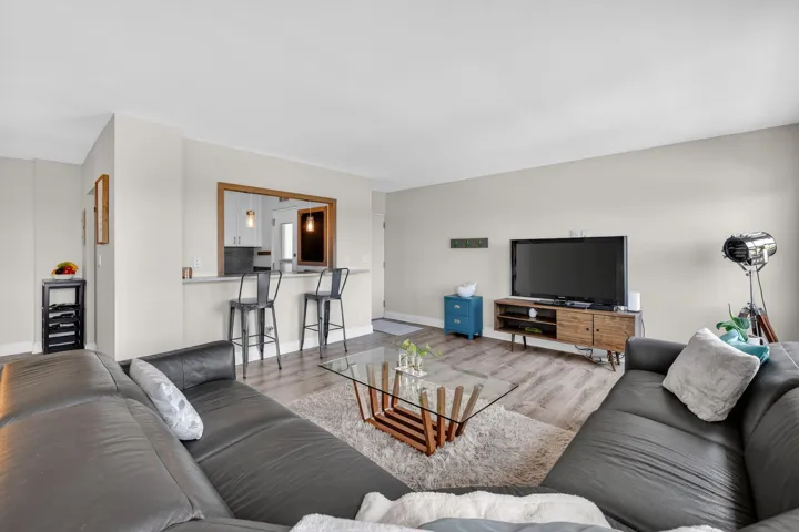 4-web-or-mls-699A1247