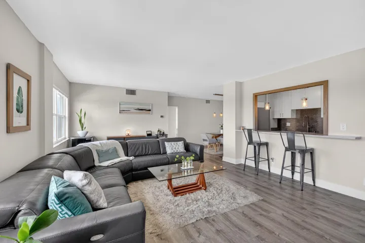 2-web-or-mls-699A1358