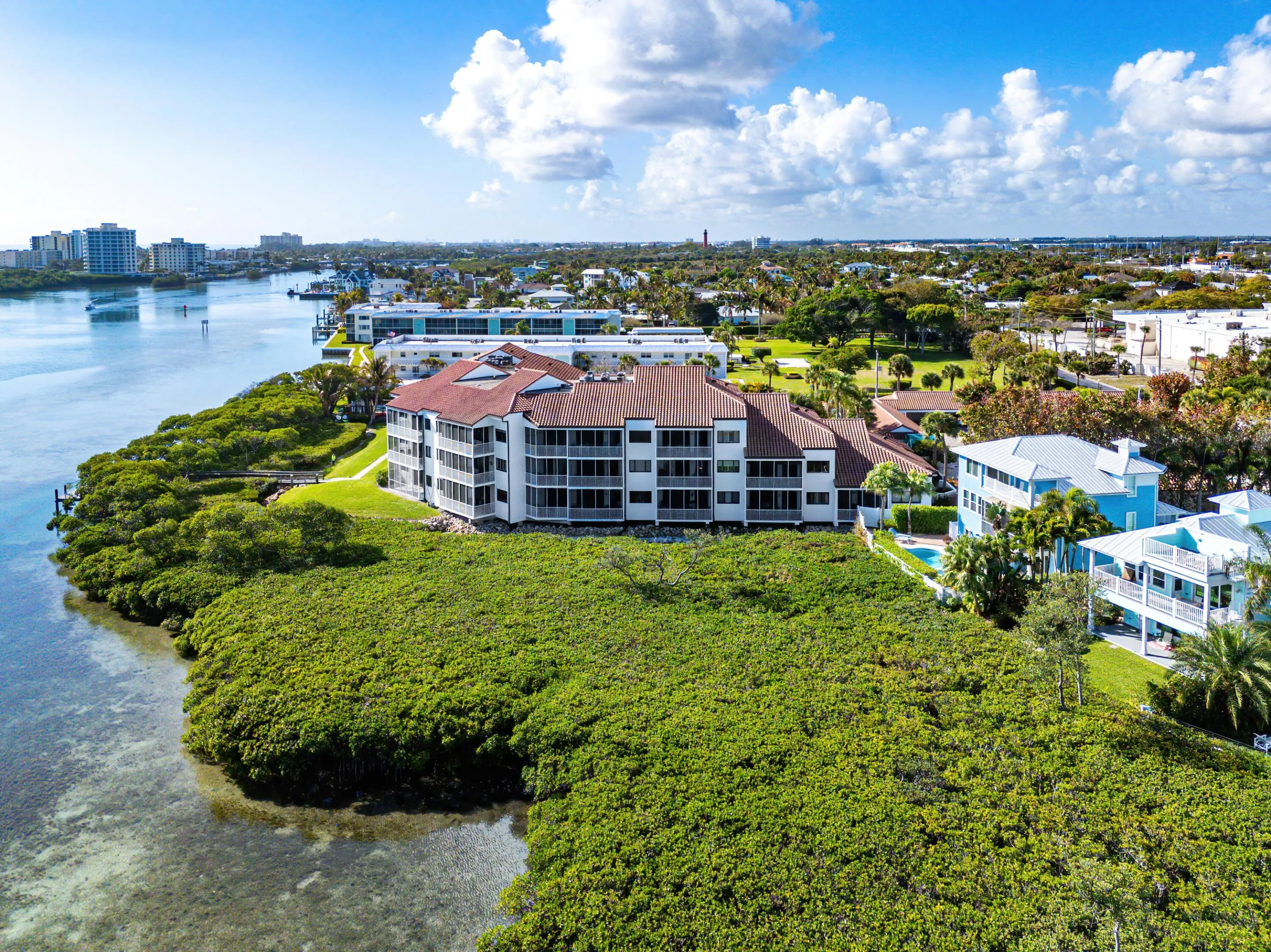 041-200WaterwayRoad-104-Tequesta-FL-3346