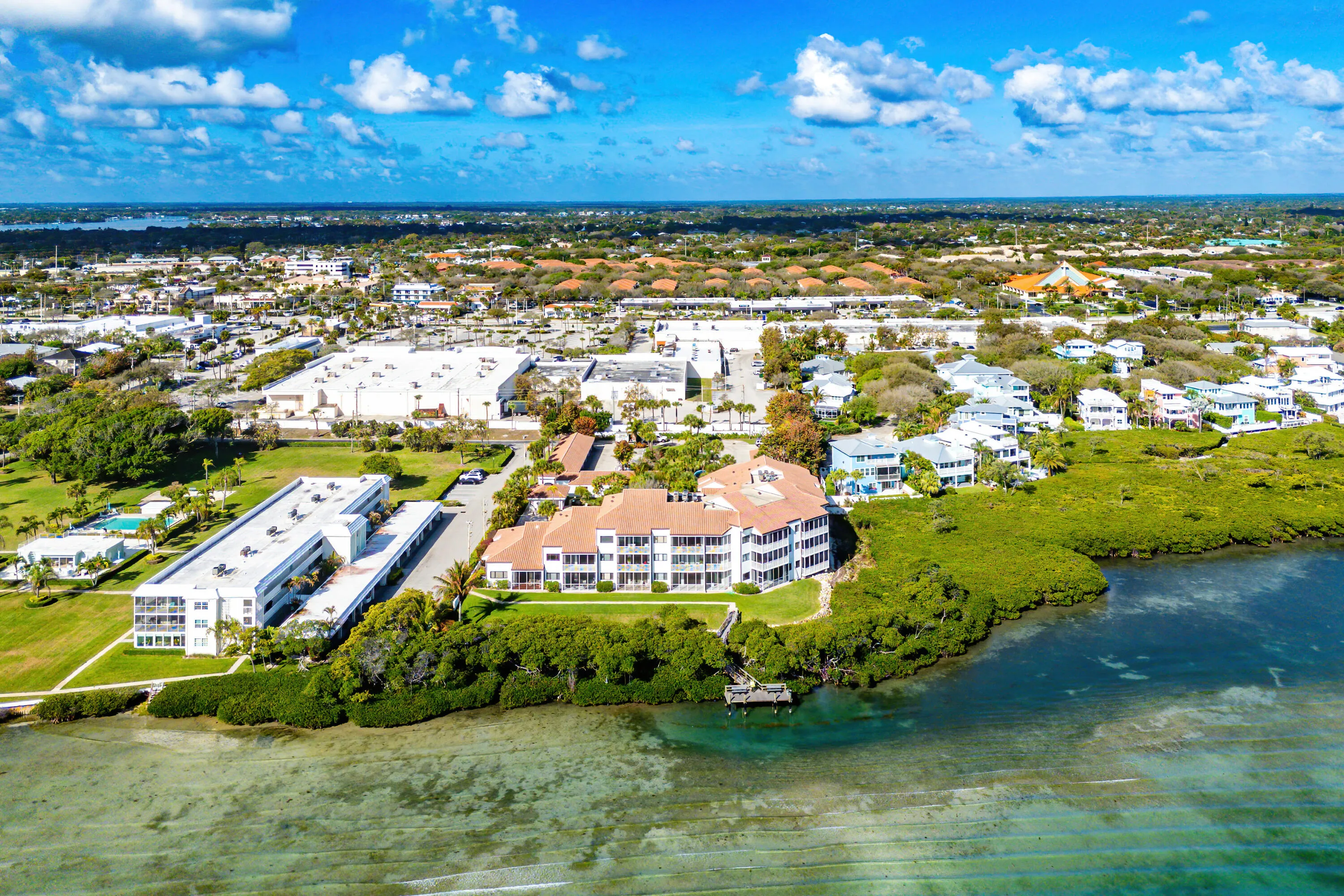 044-200WaterwayRoad-104-Tequesta-FL-3346