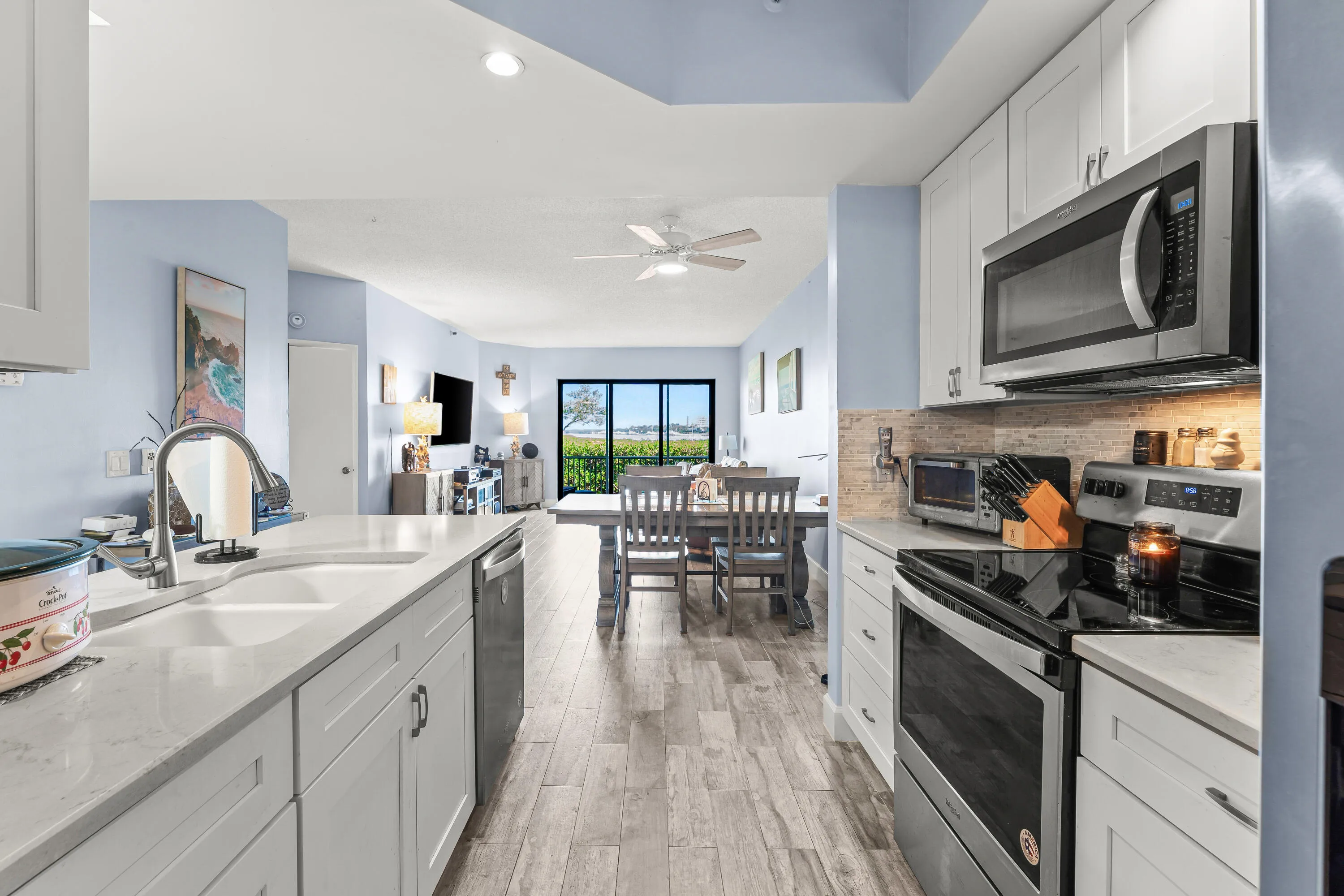 010-200WaterwayRoad-104-Tequesta-FL-3346