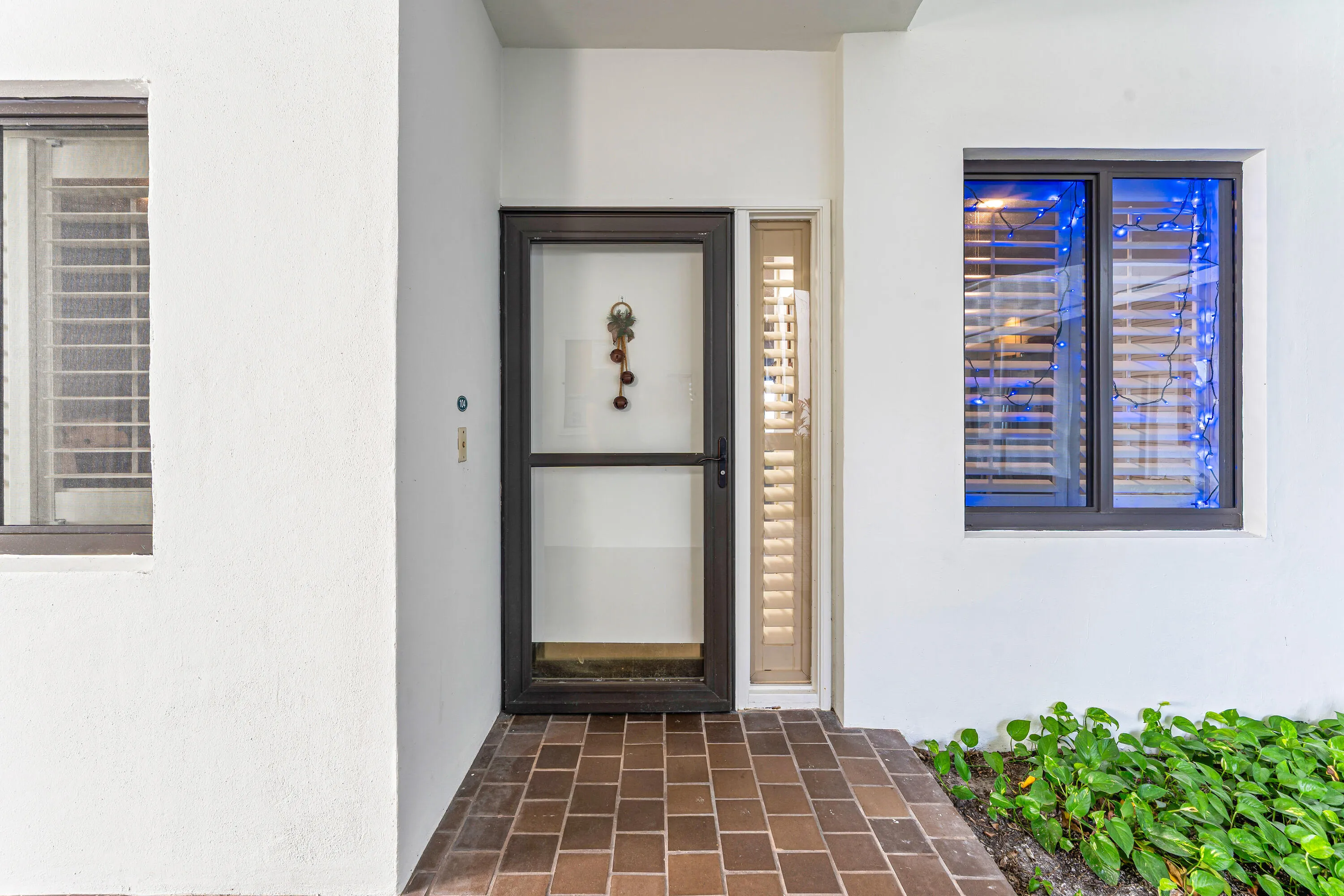 005-200WaterwayRoad-104-Tequesta-FL-3346