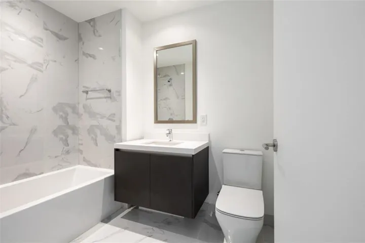 2nd Bathroom
