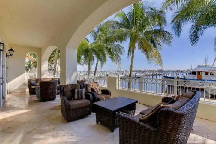 clubhouse balcony