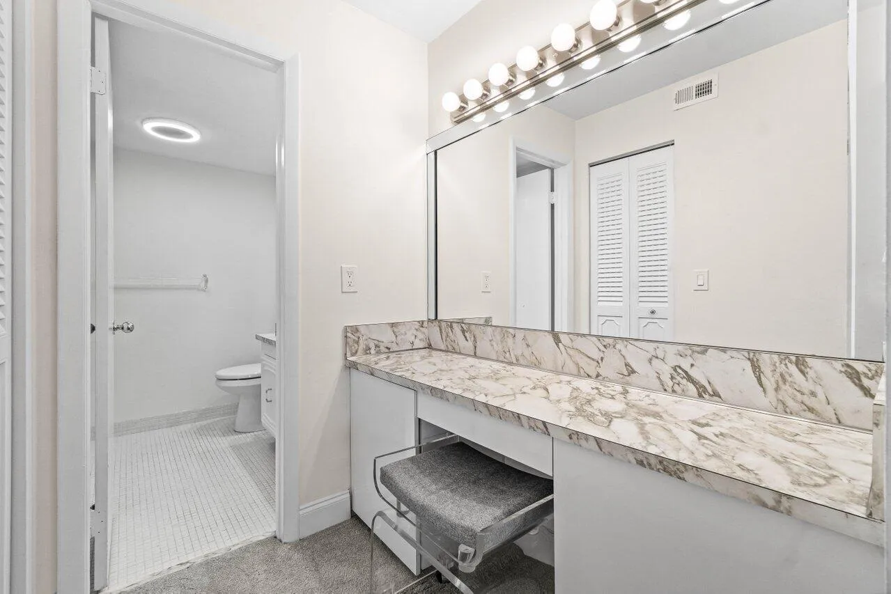 024-6461Northwest2ndAvenue-411-BocaRaton