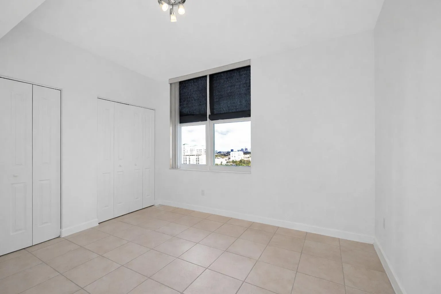 VIRTUALLY ALTERED - No Furniture