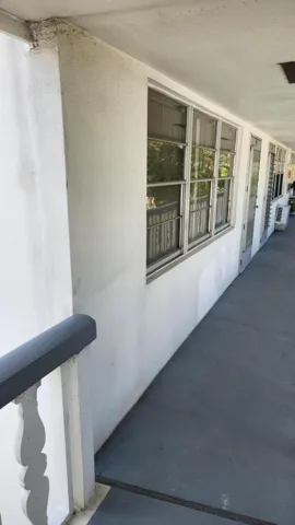 No Neighbor on the left. Corner Unit!