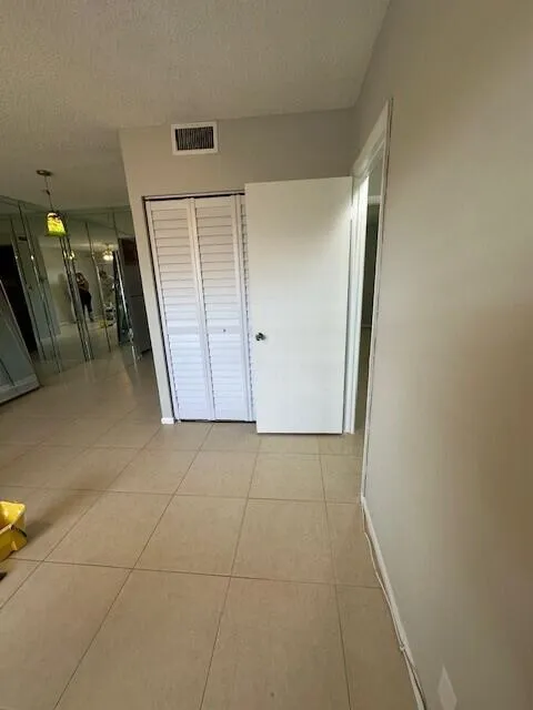 PIC 12