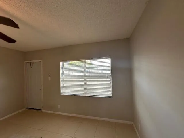 PIC 10