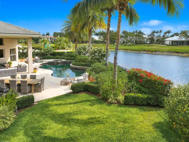 2990 Twin Oaks Way 049
