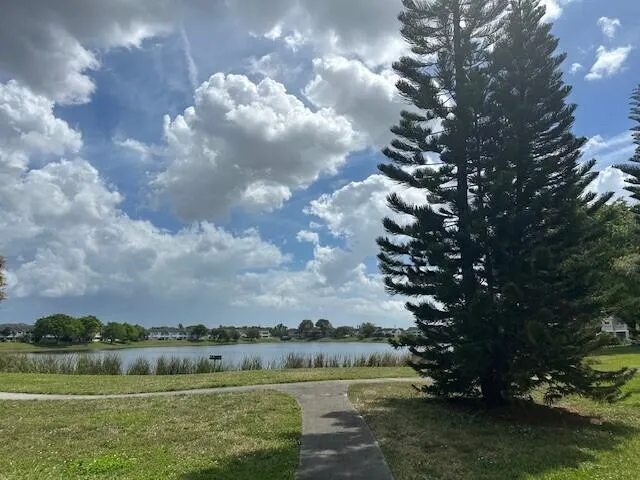PIC 4