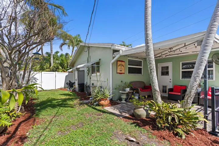 Private Fenced Yard