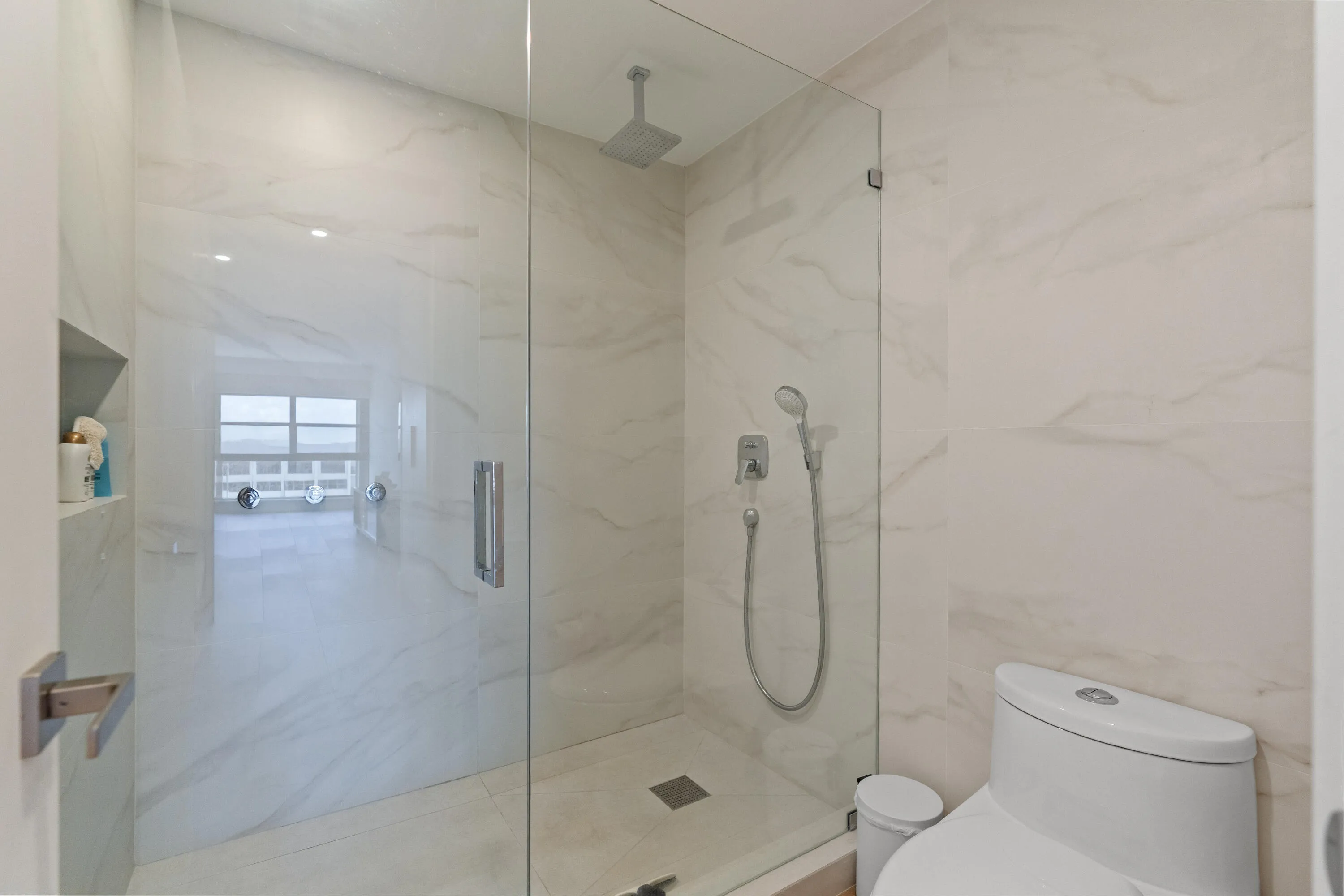Extra Spacious Shower