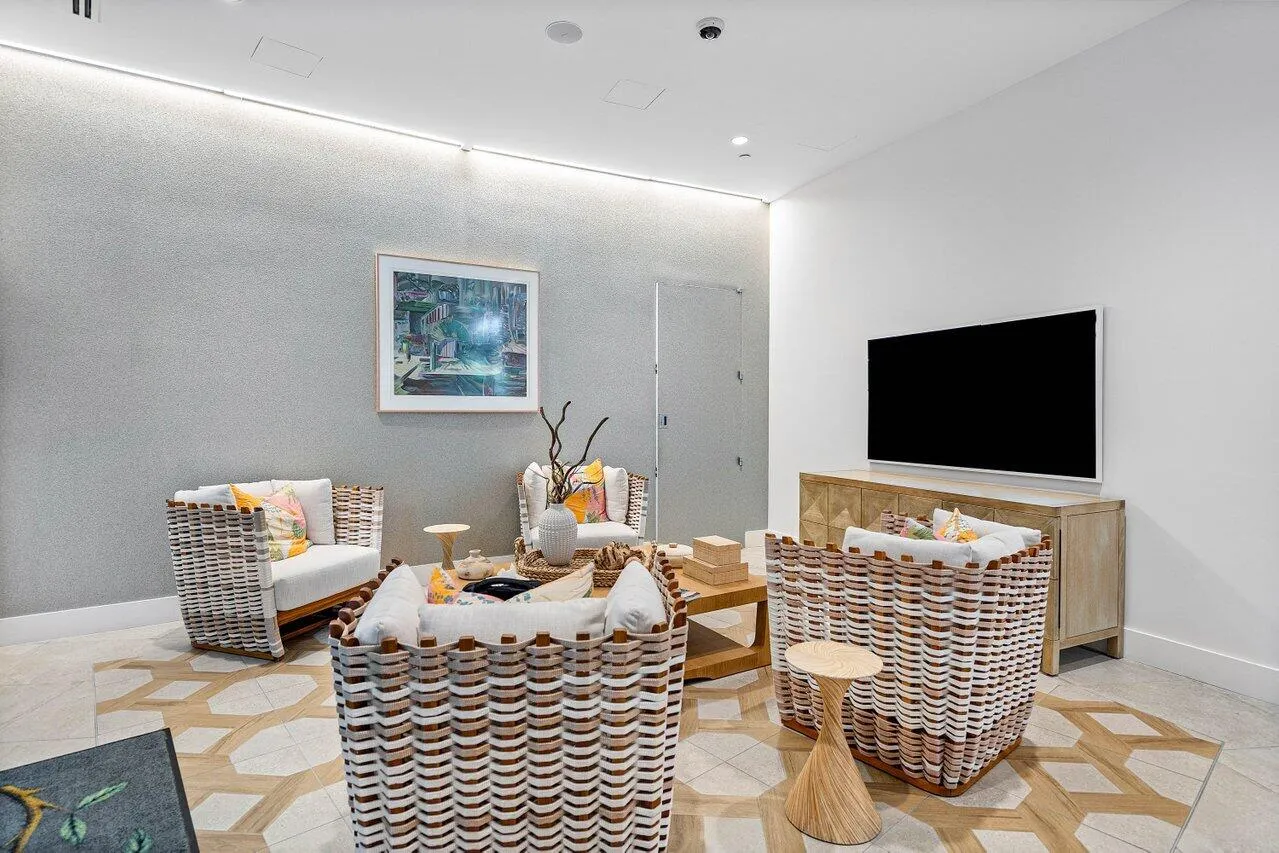 048-7060IslegrovePlace-BocaRaton-FL-3343