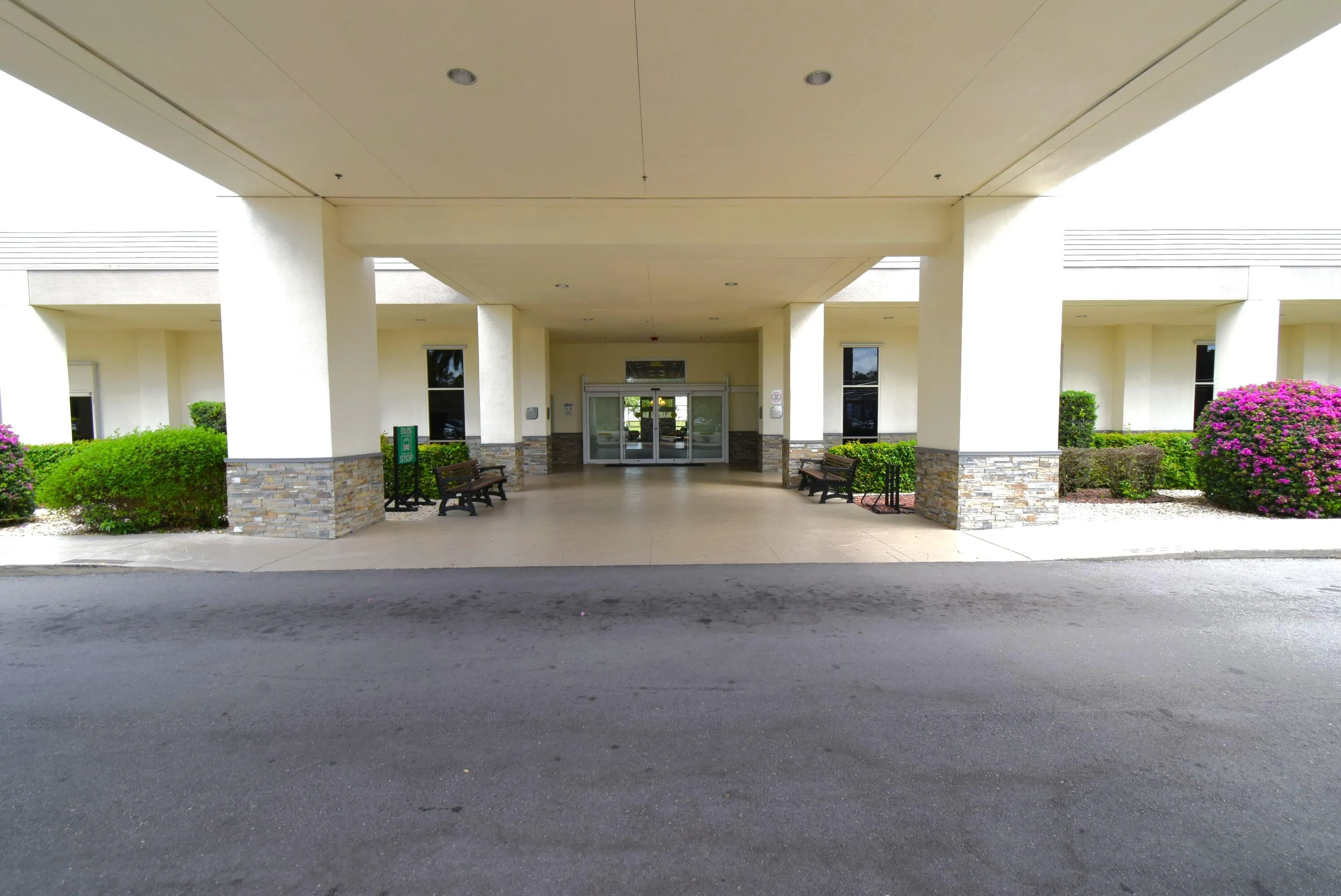 13B Clubhouse Entry