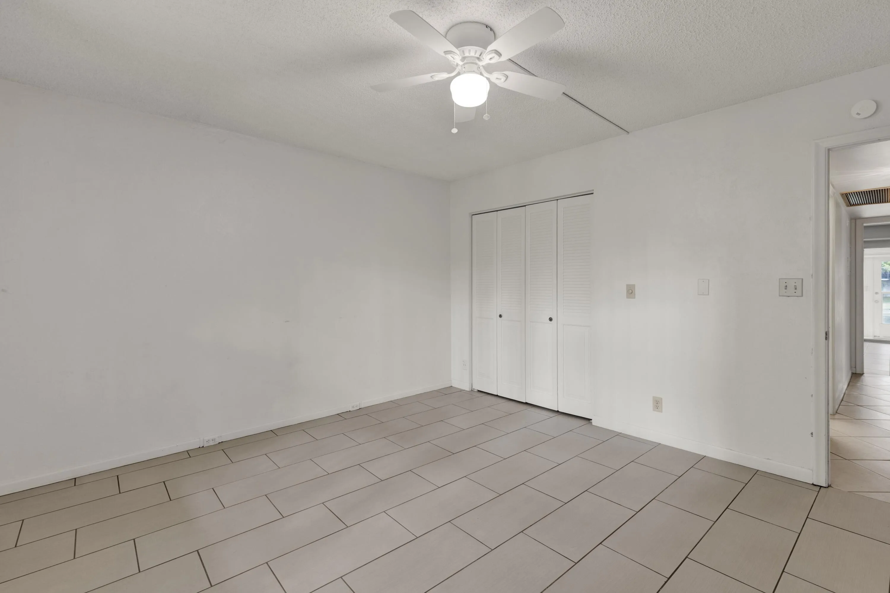 4C Guest Bedroom B