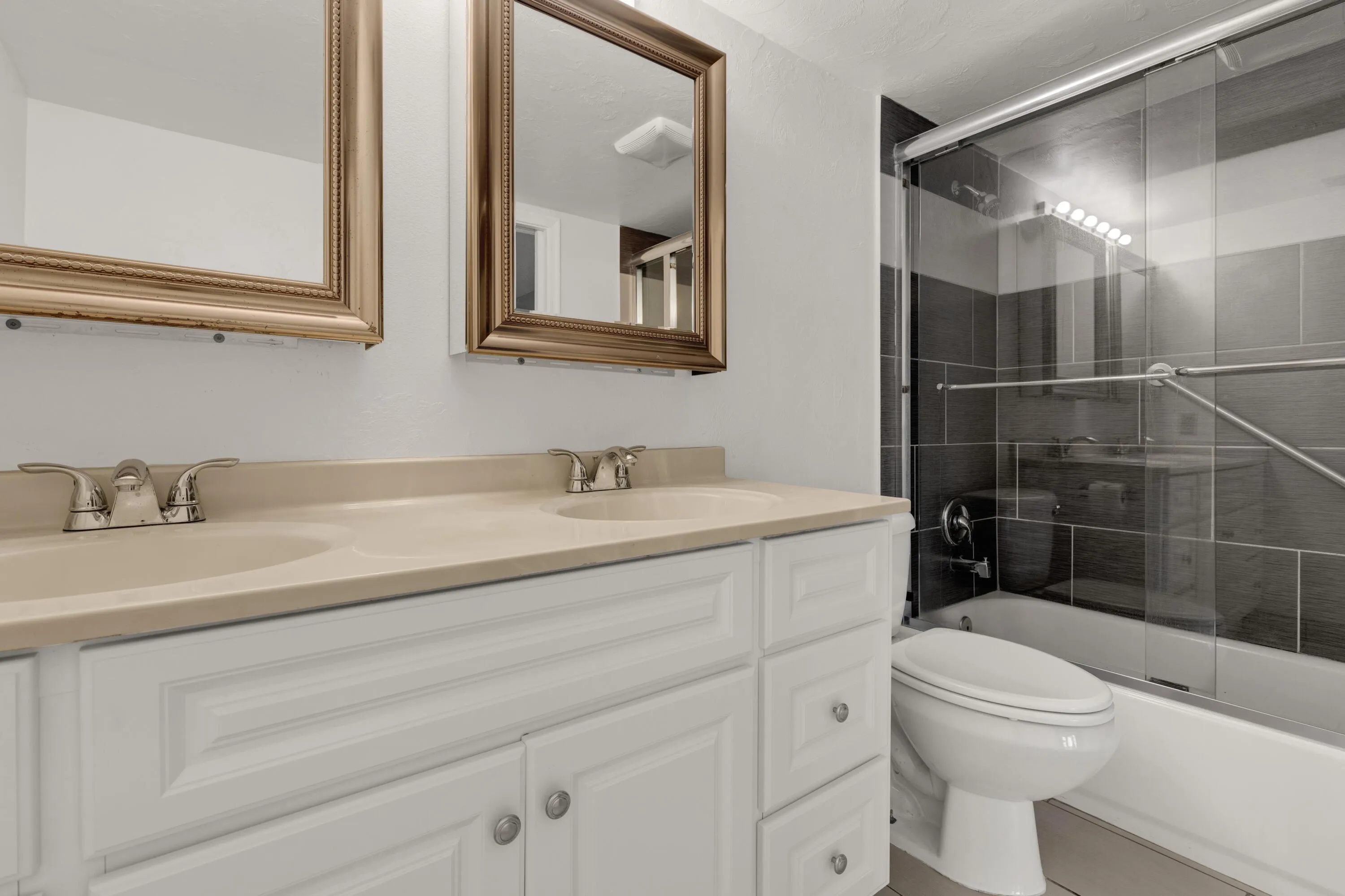 4B Master Bath B